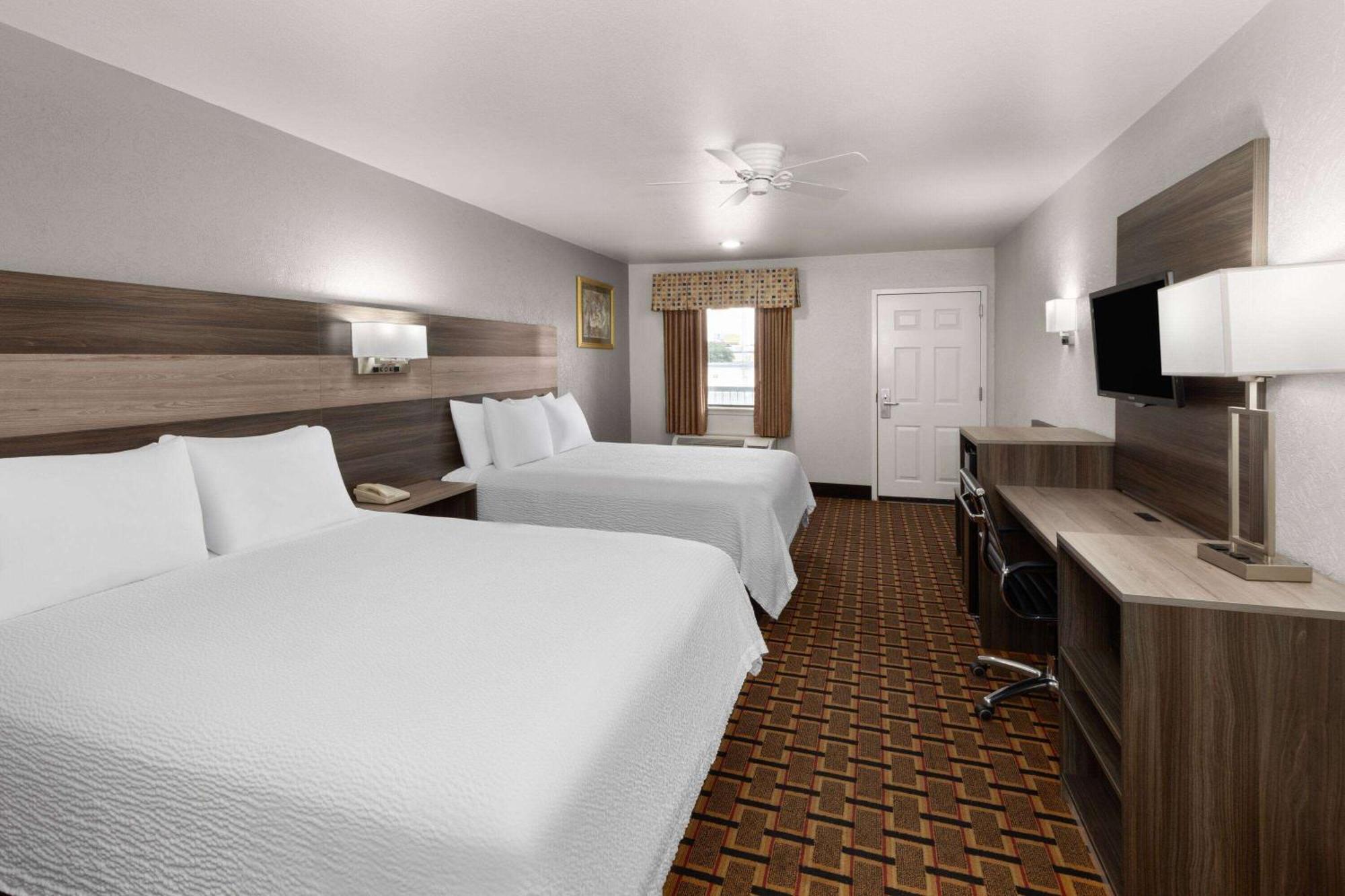 Ramada Limited San Angelo Motell Exteriör bild