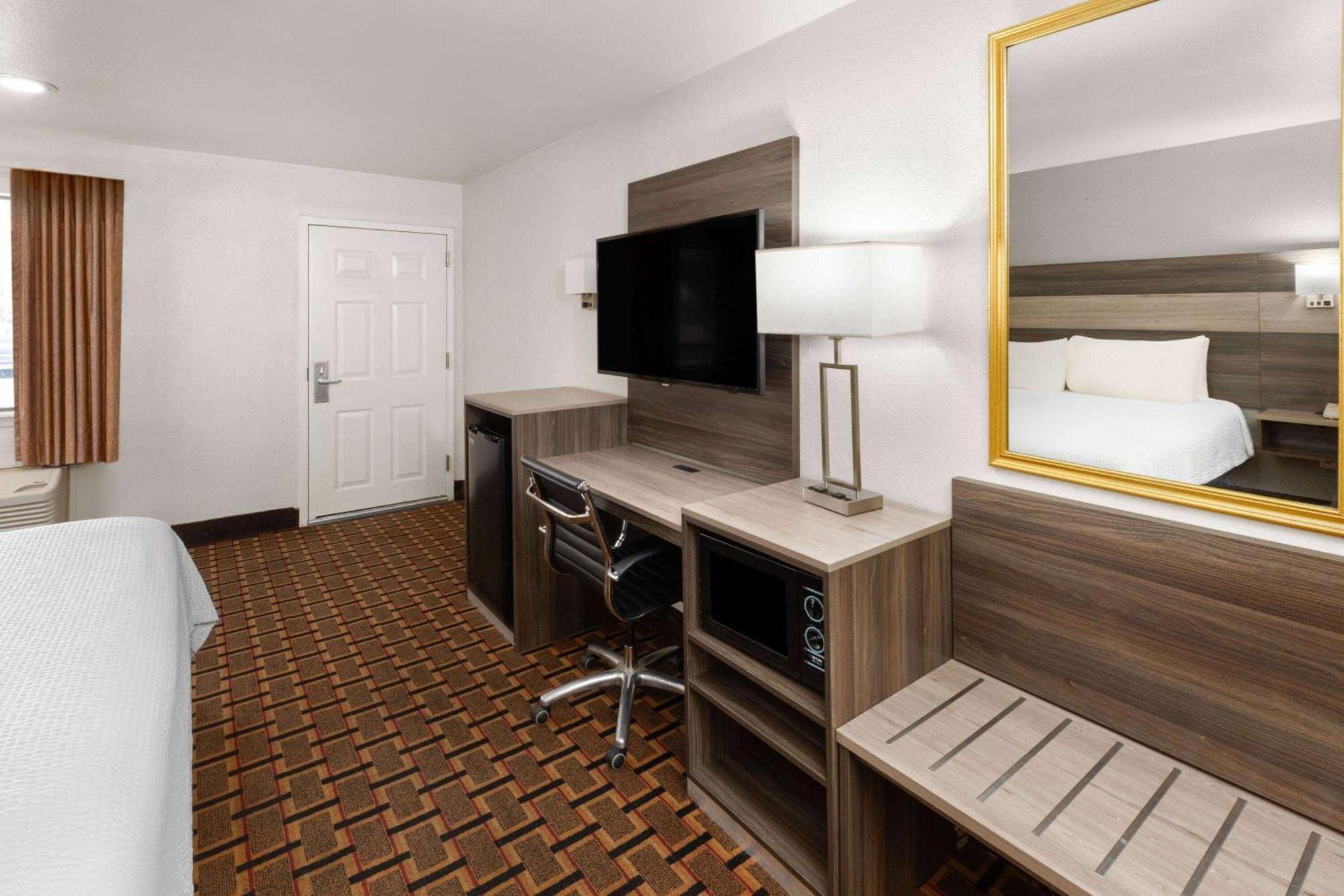 Ramada Limited San Angelo Motell Exteriör bild